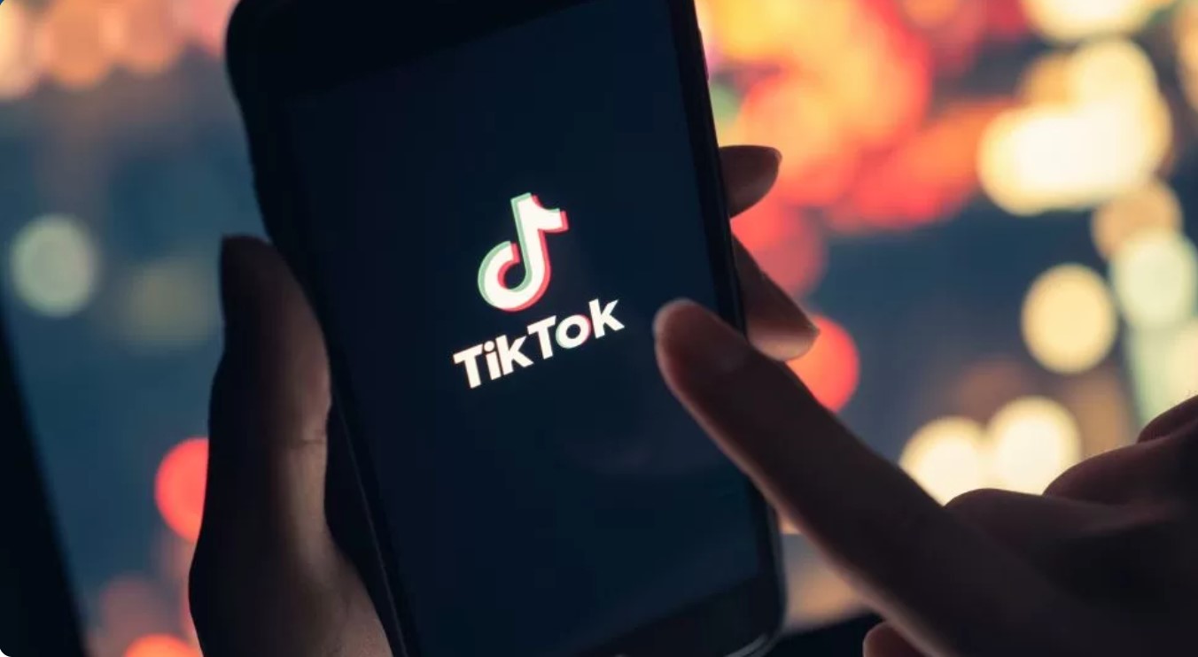 Malaysia cấp giấy phép hoạt động cho WeChat và TikTok theo luật mới- Ảnh 2. Malaysia cấp giấy phép hoạt động cho WeChat và TikTok theo luật mới- Ảnh 2.