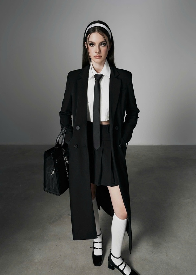 Phong cách preppy, chìa khóa cho vẻ đẹp trí thức và sang trọng- Ảnh 6. Phong cách preppy, chìa khóa cho vẻ đẹp trí thức và sang trọng- Ảnh 6.
