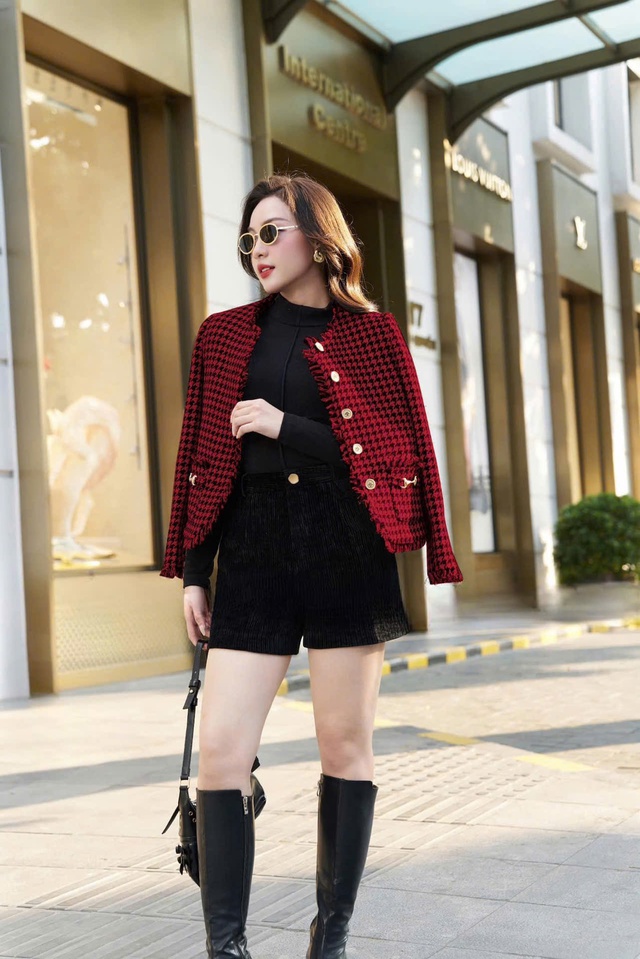 Mặc đẹp như các It Girl với cách biến tấu cùng quần shorts- Ảnh 4. Mặc đẹp như các It Girl với cách biến tấu cùng quần shorts- Ảnh 4.