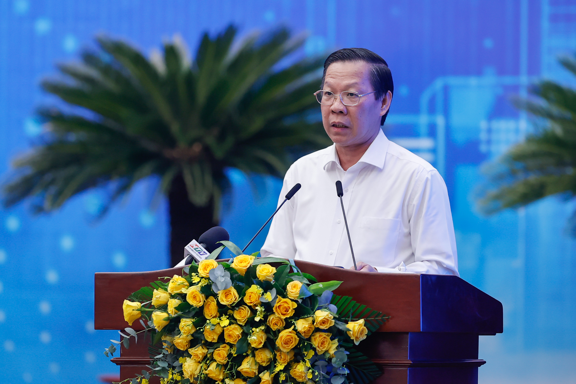 Thủ tướng: TP.HCM mở hướng phát triển không gian vũ trụ, không gian ngầm và biển- Ảnh 2. Thủ tướng: TP.HCM mở hướng phát triển không gian vũ trụ, không gian ngầm và biển- Ảnh 2.