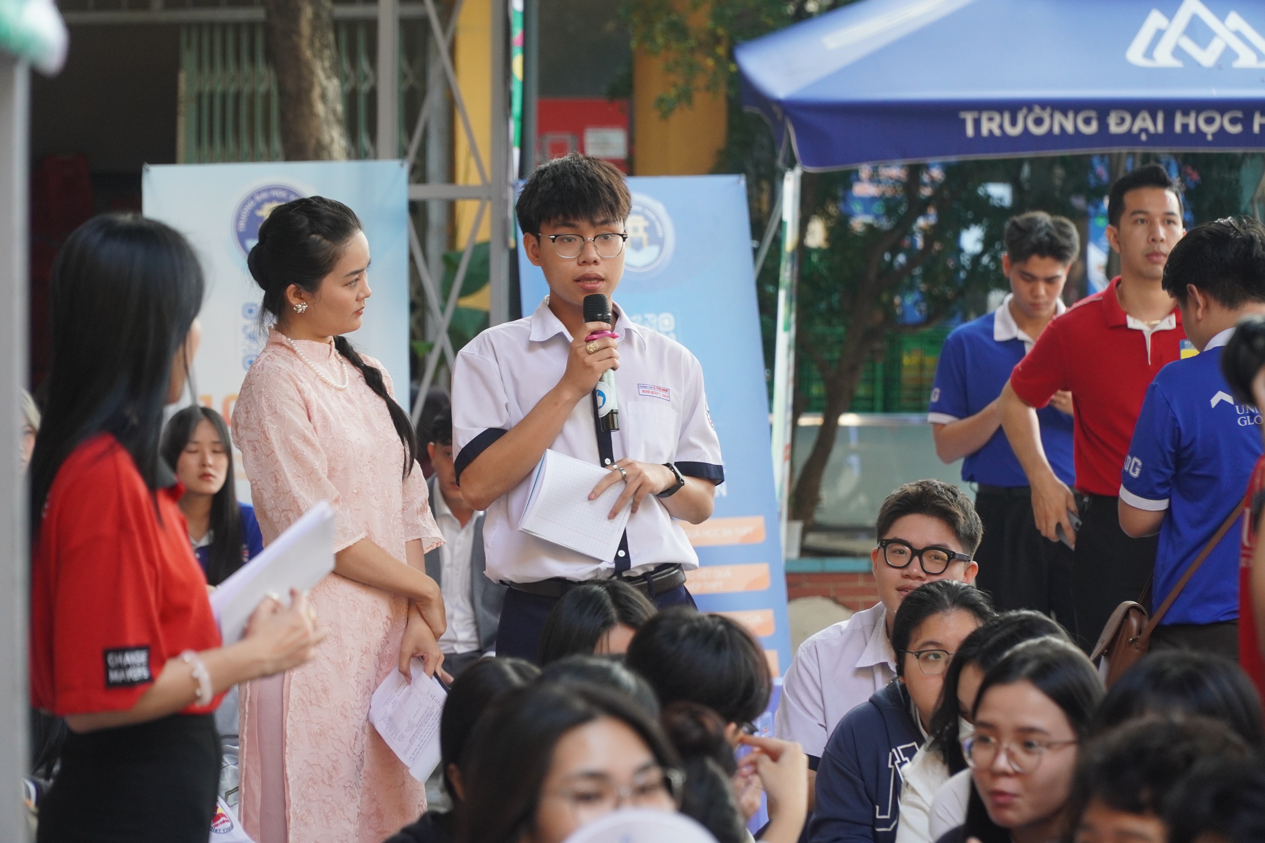 Chuyên gia Chuyên gia