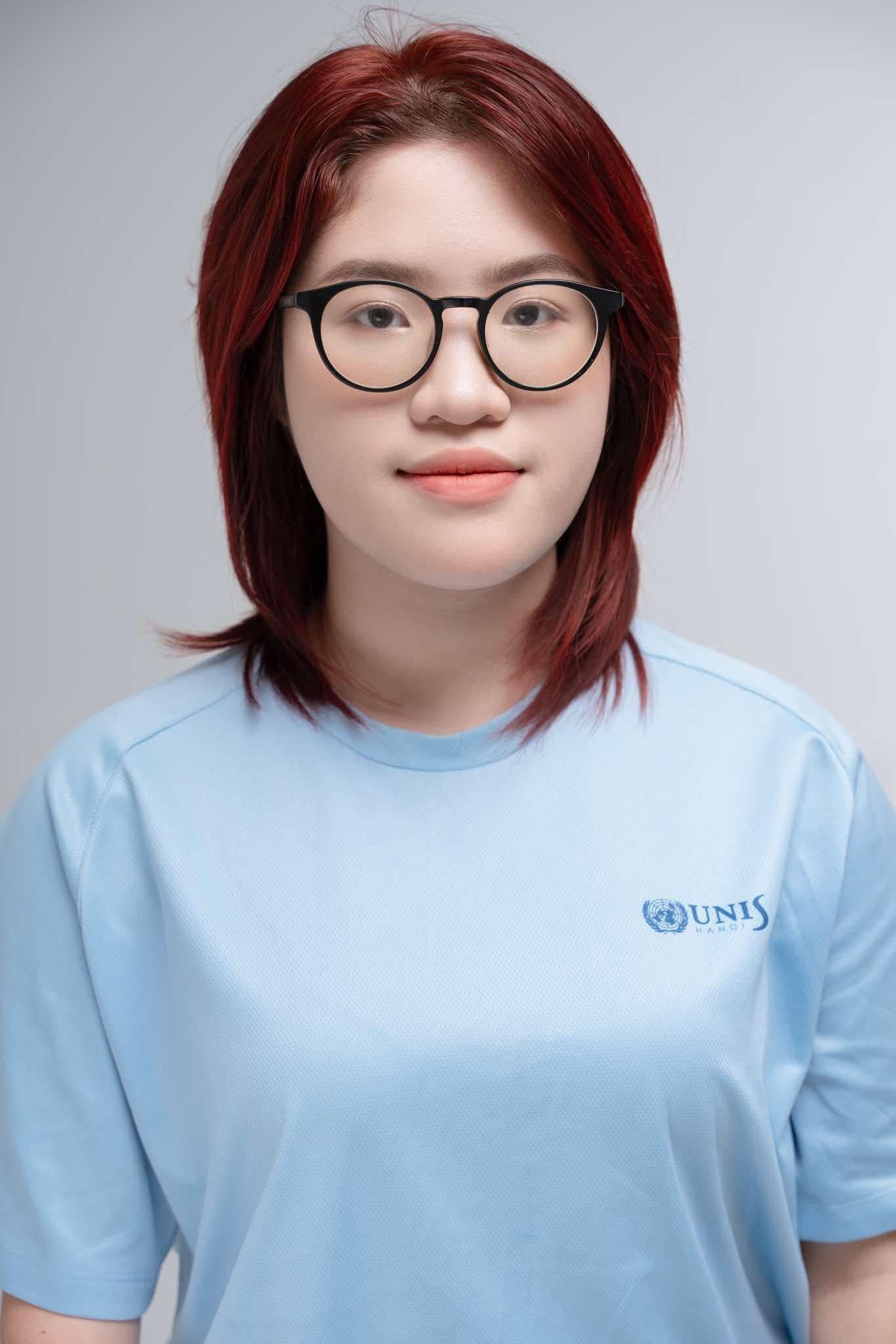 Mẹ của nữ sinh 'một tay' giành học bổng 10 tỷ đồng du học Mỹ: Mọi thứ con đều làm tốt giống mọi người!- Ảnh 2. Mẹ của nữ sinh 'một tay' giành học bổng 10 tỷ đồng du học Mỹ: Mọi thứ con đều làm tốt giống mọi người!- Ảnh 2.