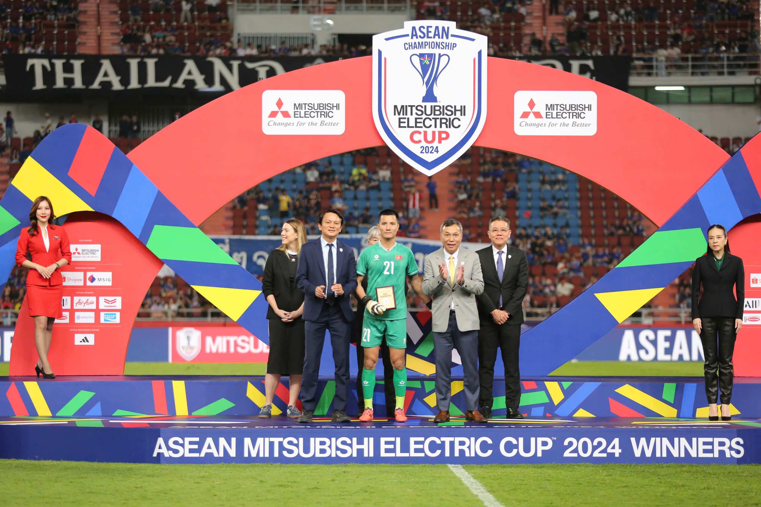 Đội tuyển Việt Nam được thưởng vài chục tỉ đồng sau chiến tích vô địch AFF Cup- Ảnh 2. Đội tuyển Việt Nam được thưởng vài chục tỉ đồng sau chiến tích vô địch AFF Cup- Ảnh 2.
