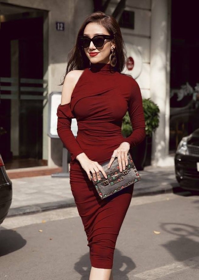 Quyến rũ và thu hút trong ngày xuân với váy ôm body- Ảnh 8. Quyến rũ và thu hút trong ngày xuân với váy ôm body- Ảnh 8.