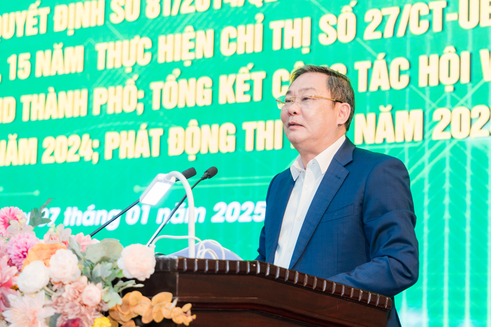 Phó Chủ tịch Thường trực UBND TP Hà Nội Lê Hồng Sơn phát biểu tại hội nghị.