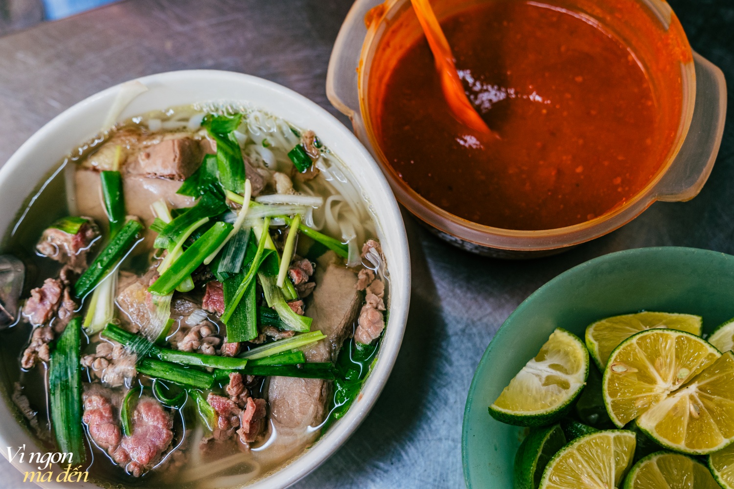 Quán phở nằm trong căn nhà cấp 4 giữa Thủ đô, lạ miệng với topping gừng tươi độc đáo, khẳng định nước dùng có thêm thứ gia vị này! - Ảnh 14. Quán phở nằm trong căn nhà cấp 4 giữa Thủ đô, lạ miệng với topping gừng tươi độc đáo, khẳng định nước dùng có thêm thứ gia vị này! - Ảnh 14.