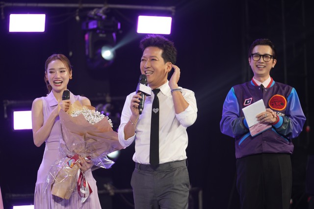 Nhã Phương: 'Thời trang tinh tế, hiện đại sẽ giúp bạn tỏa sáng trong mọi hoàn cảnh'- Ảnh 3. Nhã Phương: 'Thời trang tinh tế, hiện đại sẽ giúp bạn tỏa sáng trong mọi hoàn cảnh'- Ảnh 3.