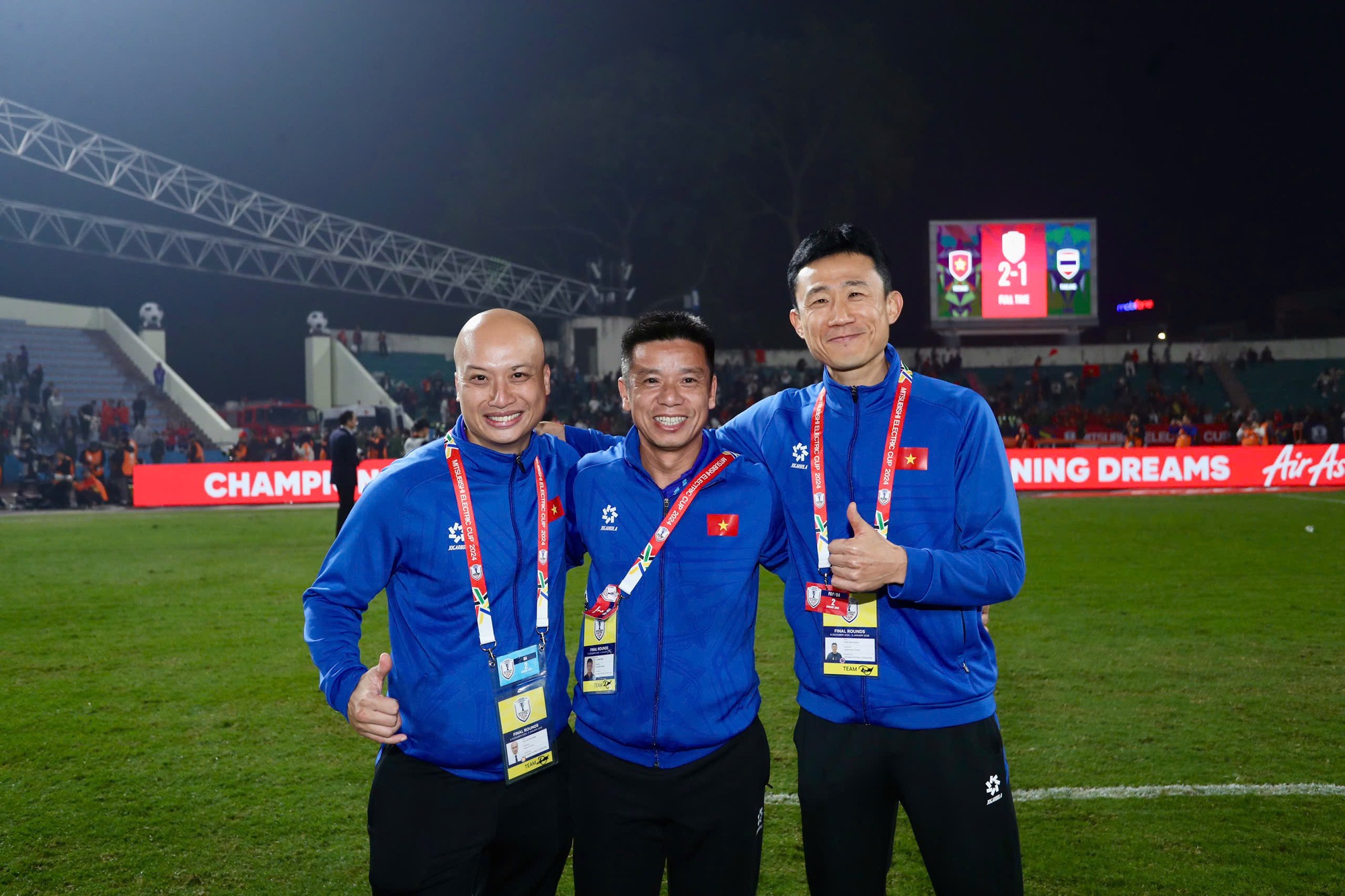 ‘Độc xà’ Kim Sang-sik giúp đội tuyển Việt Nam hái quả ngọt: Chân trời còn rộng mở!
- Ảnh 3. ‘Độc xà’ Kim Sang-sik giúp đội tuyển Việt Nam hái quả ngọt: Chân trời còn rộng mở!
- Ảnh 3.