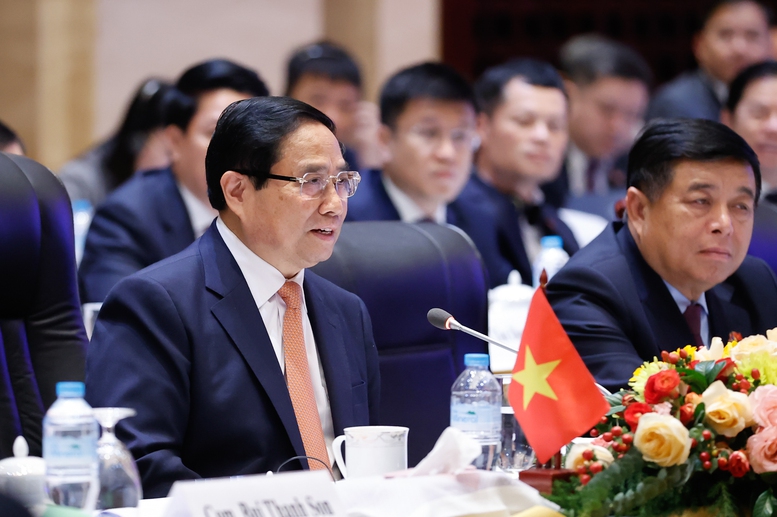 Huy động nguồn lực đầu tư cao tốc Hà Nội-Vientiane, đường sắt Vũng Áng-Vientiane- Ảnh 4. Huy động nguồn lực đầu tư cao tốc Hà Nội-Vientiane, đường sắt Vũng Áng-Vientiane- Ảnh 4.