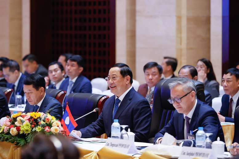 Huy động nguồn lực đầu tư cao tốc Hà Nội-Vientiane, đường sắt Vũng Áng-Vientiane- Ảnh 5. Huy động nguồn lực đầu tư cao tốc Hà Nội-Vientiane, đường sắt Vũng Áng-Vientiane- Ảnh 5.