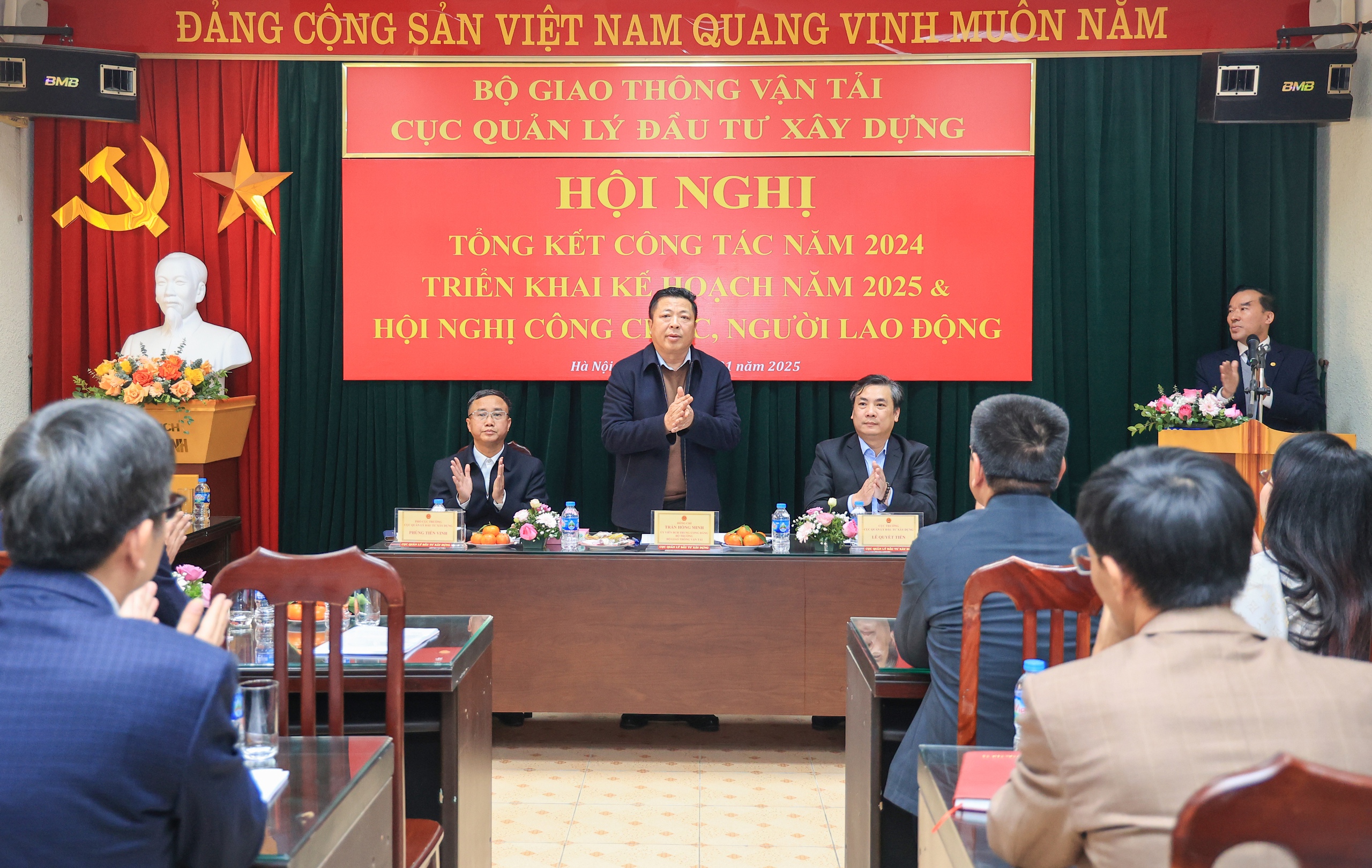 Bộ trưởng GTVT: Không tiếp cận khoa học công nghệ sẽ khó làm tốt vai trò tham mưu- Ảnh 2. Bộ trưởng GTVT: Không tiếp cận khoa học công nghệ sẽ khó làm tốt vai trò tham mưu- Ảnh 2.