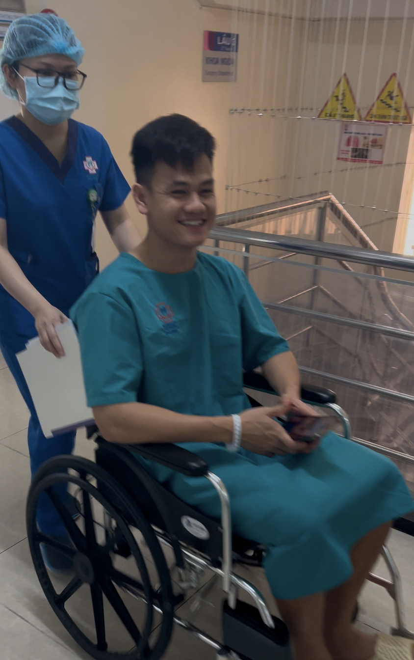 Hồ Tấn Tài được phẫu thuật thành công: Bác sĩ nói gì về cơ hội tái xuất?- Ảnh 3. Hồ Tấn Tài được phẫu thuật thành công: Bác sĩ nói gì về cơ hội tái xuất?- Ảnh 3.