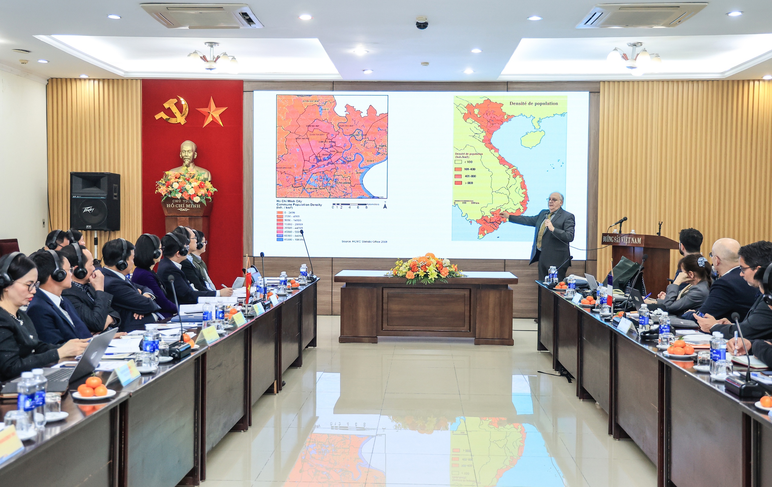 Pháp chia sẻ kinh nghiệm đầu tư, khai thác đường sắt- Ảnh 3. Pháp chia sẻ kinh nghiệm đầu tư, khai thác đường sắt- Ảnh 3.