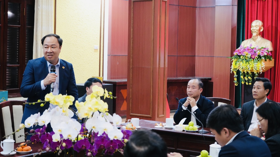 Phó Tổng biên tập Báo Kinh tế & Đô thị Nguyễn Xuân Khánh phát biểu tại hội nghị. Ảnh: Ánh Ngọc