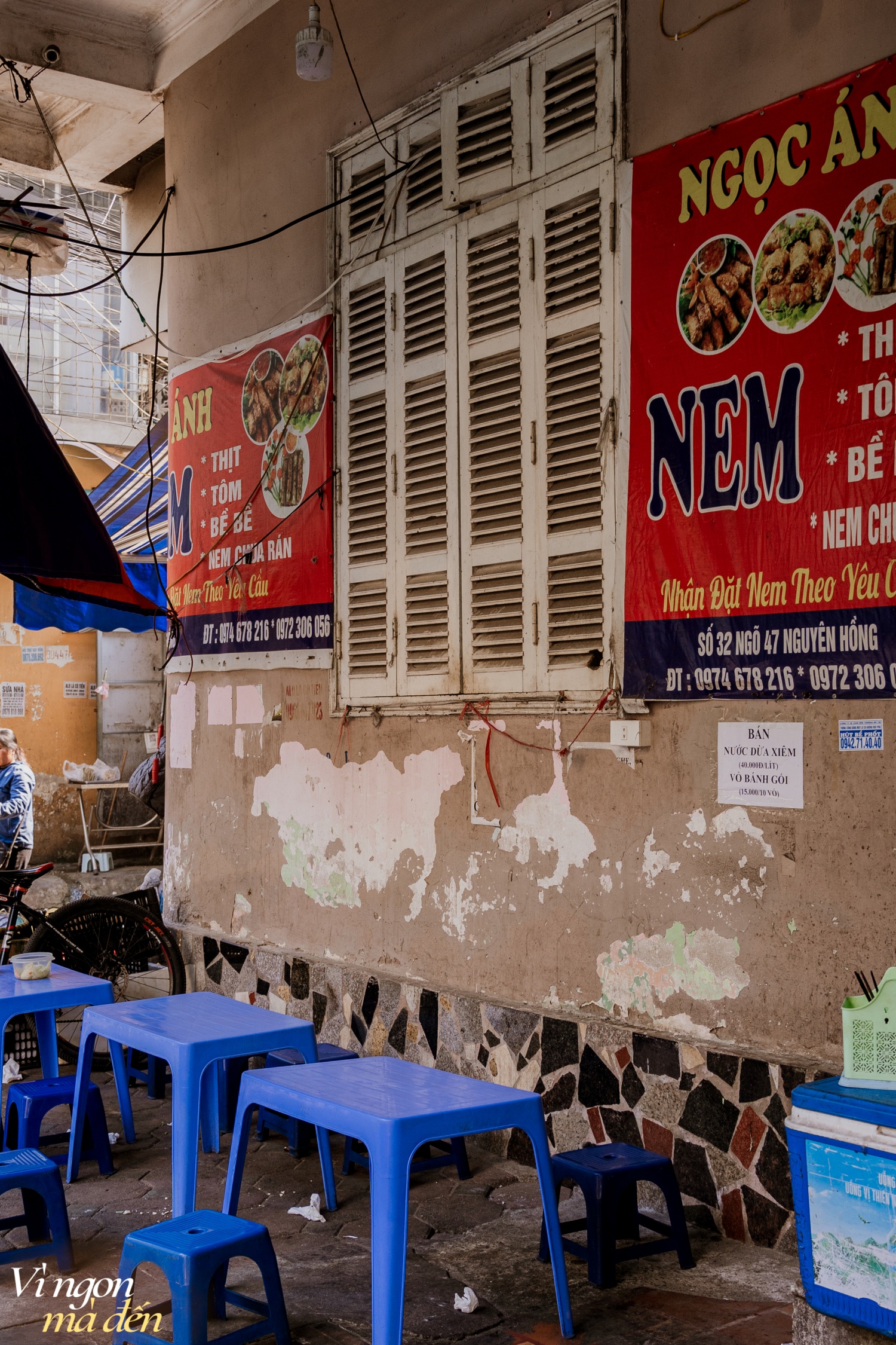 Rủ nhau đi ăn bún nem, hóa ra quán chuyên cung cấp nem đi khắp nơi, tiết lộ dịp gần Tết cửa hàng gói nem không xuể - Ảnh 7. Rủ nhau đi ăn bún nem, hóa ra quán chuyên cung cấp nem đi khắp nơi, tiết lộ dịp gần Tết cửa hàng gói nem không xuể - Ảnh 7.