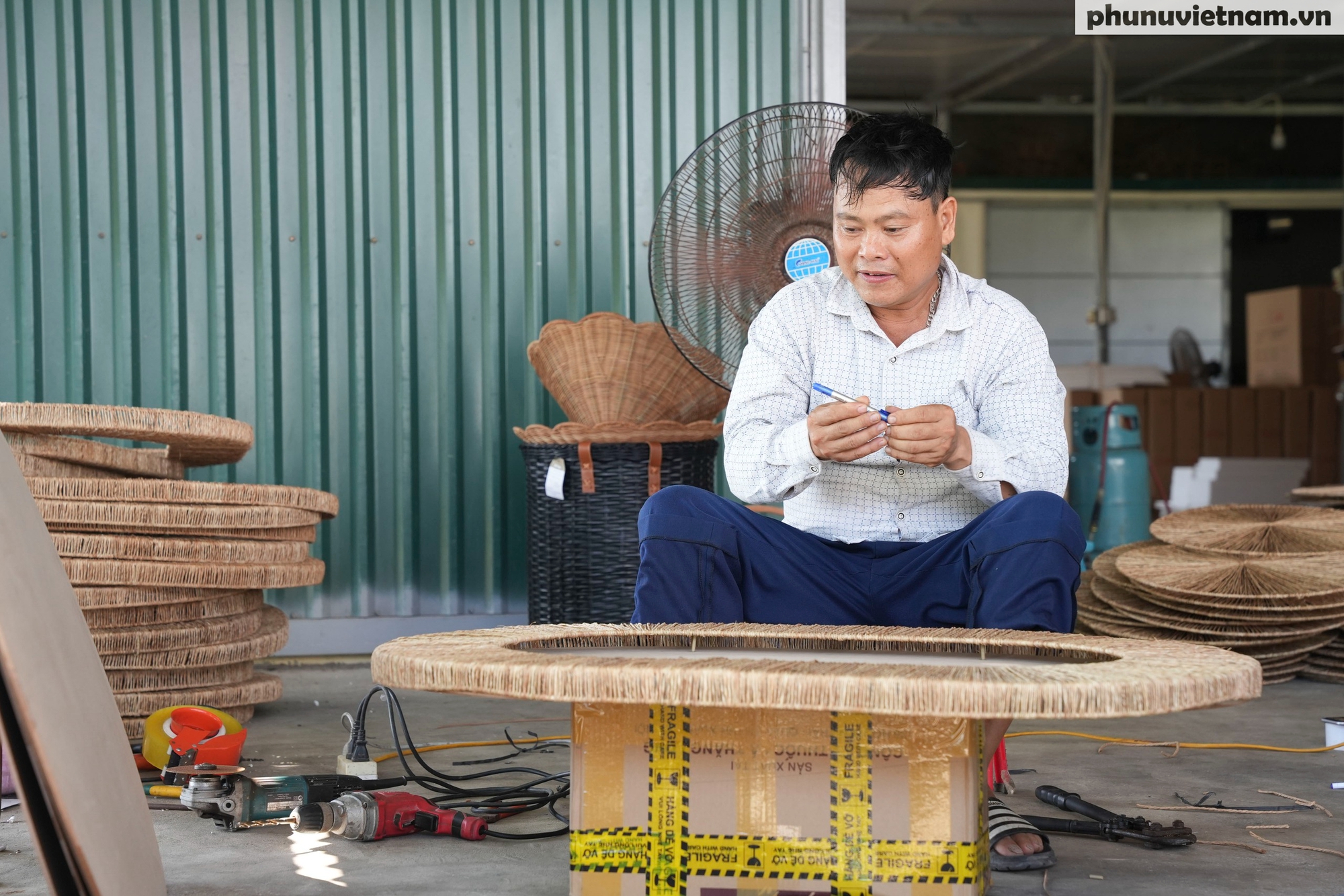 Hợp tác xã mây tre đan ở Thái Bình nhộn nhịp xuất khẩu hàng dịp Tết- Ảnh 11. Hợp tác xã mây tre đan ở Thái Bình nhộn nhịp xuất khẩu hàng dịp Tết- Ảnh 11.