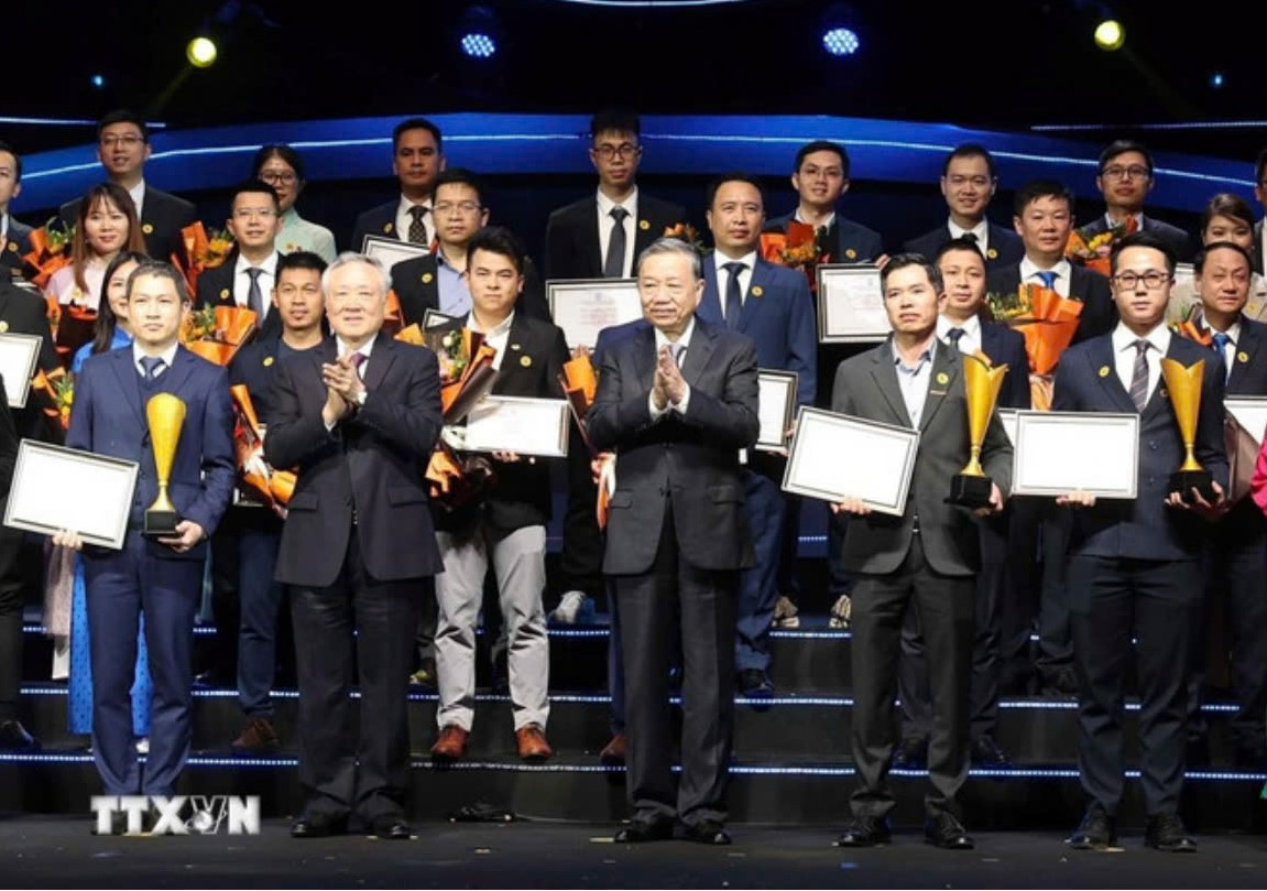 Tổng Bí thư Tô Lâm: Phát triển công nghệ là căn cơ để xây dựng nền kinh tế độc lập tự chủ- Ảnh 4. Tổng Bí thư Tô Lâm: Phát triển công nghệ là căn cơ để xây dựng nền kinh tế độc lập tự chủ- Ảnh 4.