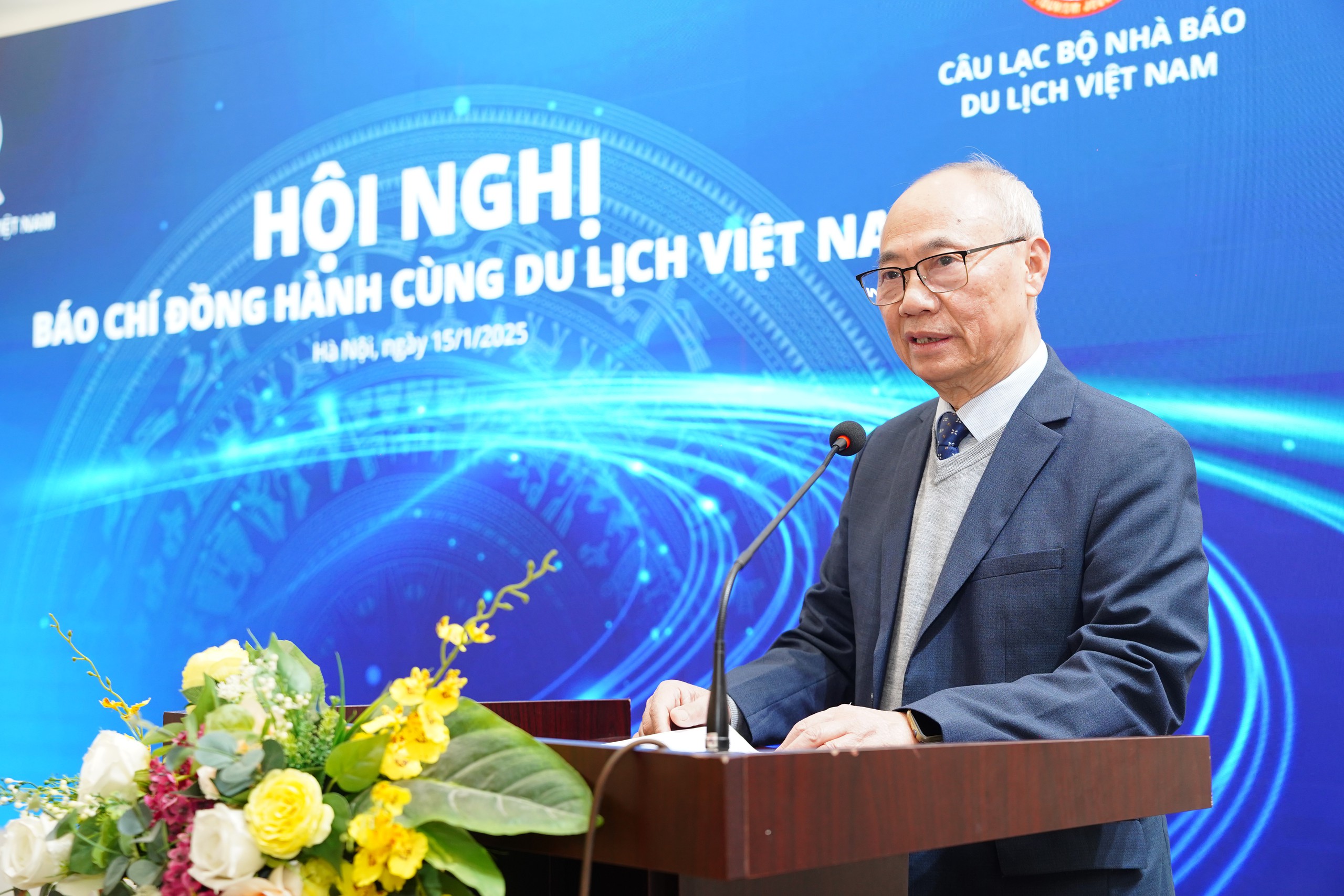 Truyền thông, báo chí góp phần giúp du lịch phục hồi và khởi sắc ấn tượng - Ảnh 2. Truyền thông, báo chí góp phần giúp du lịch phục hồi và khởi sắc ấn tượng - Ảnh 2.