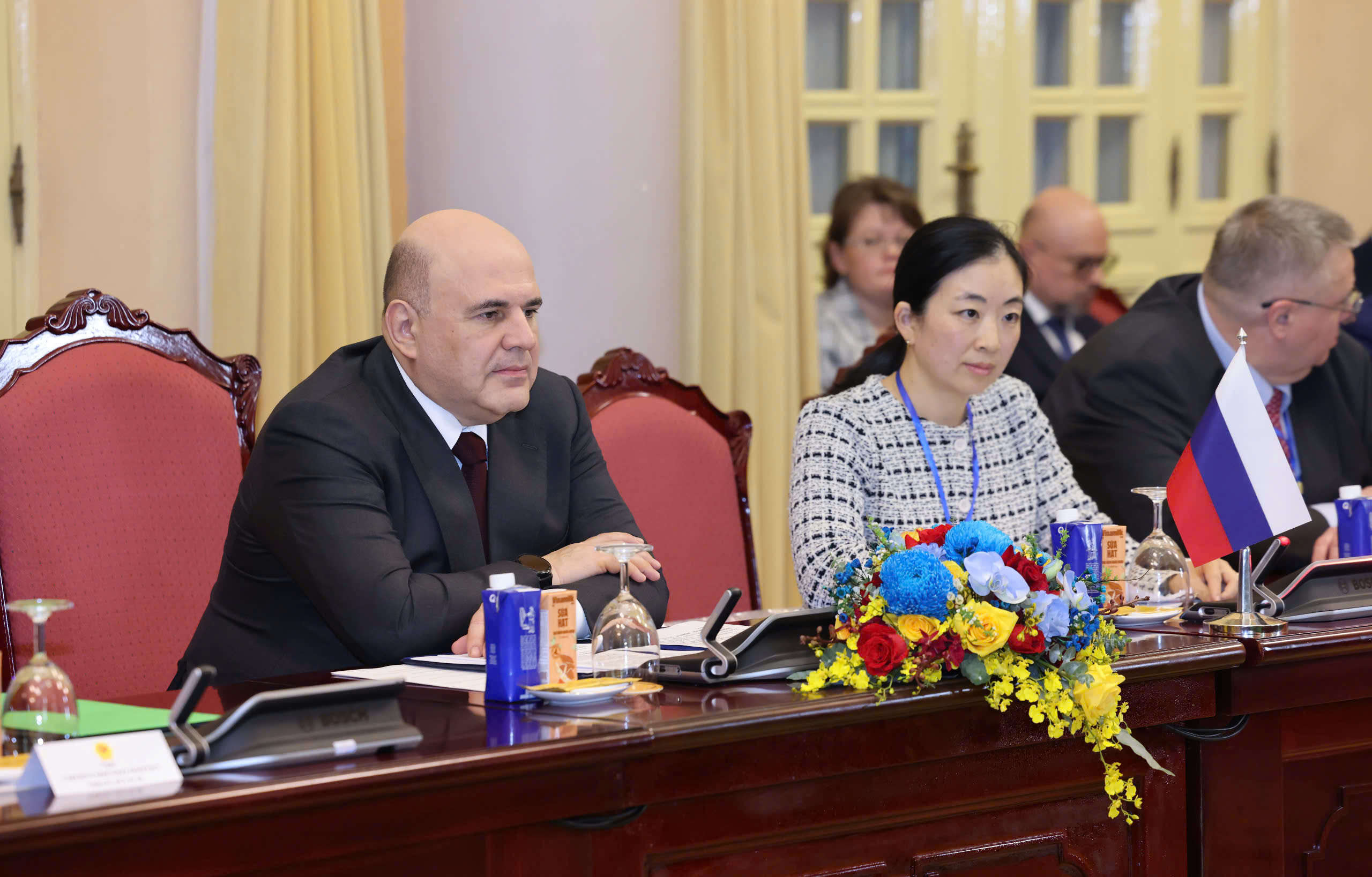 Thủ tướng Nga trao Huân chương Hữu nghị tặng Chủ tịch nước Lương Cường- Ảnh 11. Thủ tướng Nga trao Huân chương Hữu nghị tặng Chủ tịch nước Lương Cường- Ảnh 11.