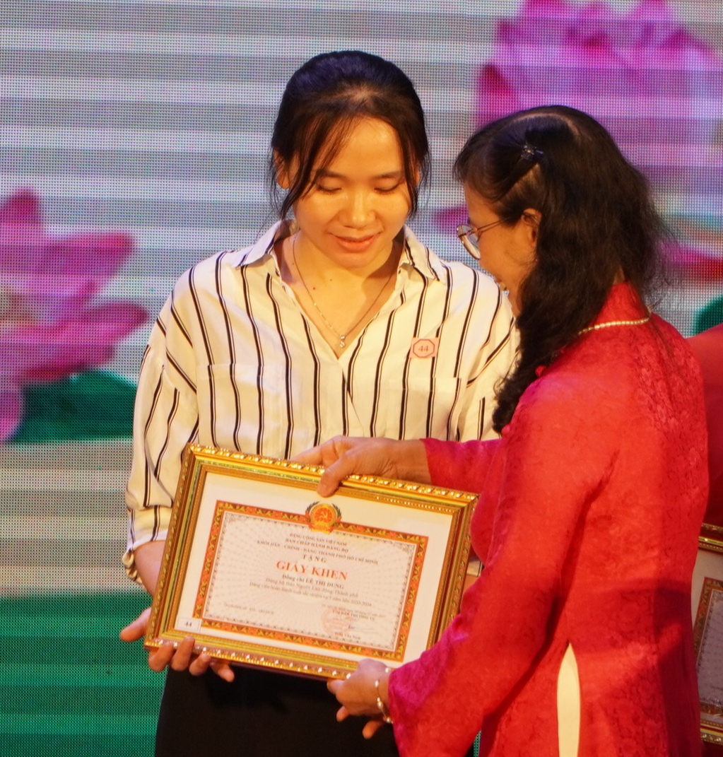 Đảng bộ Báo Người Lao Động là đơn vị Hoàn thành xuất sắc nhiệm vụ tiêu biểu năm 2024- Ảnh 3. Đảng bộ Báo Người Lao Động là đơn vị Hoàn thành xuất sắc nhiệm vụ tiêu biểu năm 2024- Ảnh 3.