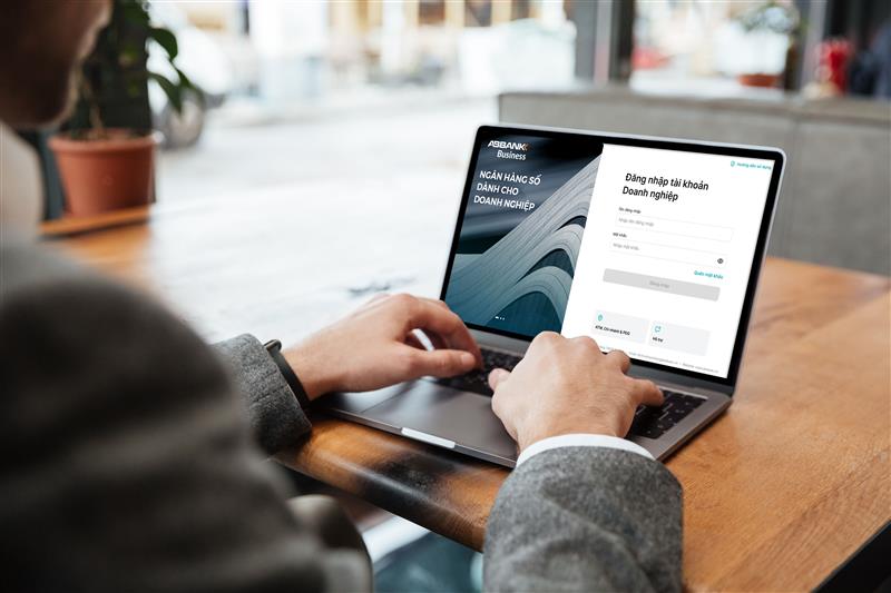 ABBANK thành lập Uỷ ban chiến lược phát triển bền vững ESG với vai trò dẫn dắt của ông Vũ Văn Tiền- Ảnh 3. ABBANK thành lập Uỷ ban chiến lược phát triển bền vững ESG với vai trò dẫn dắt của ông Vũ Văn Tiền- Ảnh 3.