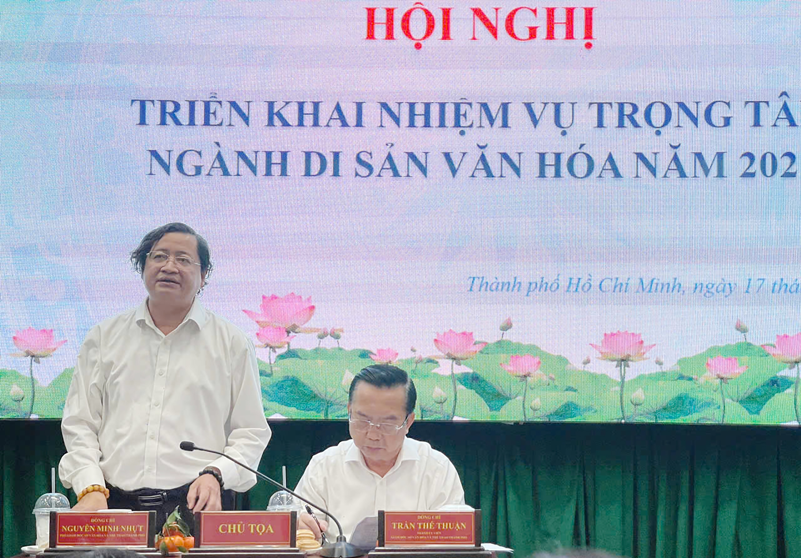Gìn giữ di sản văn hóa để không hổ thẹn với thế hệ sau- Ảnh 2. Gìn giữ di sản văn hóa để không hổ thẹn với thế hệ sau- Ảnh 2.