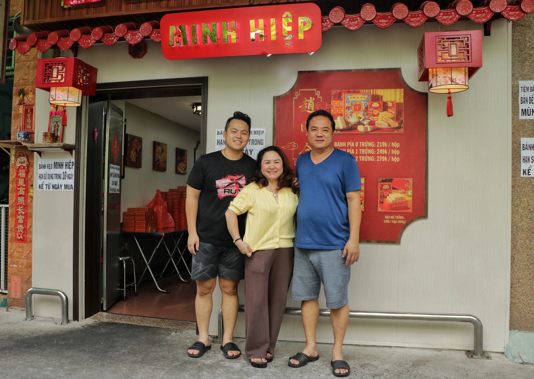 Lò bánh thủ công người Hoa 80 năm, 4 đời ở Chợ Lớn đắt khách dịp tết- Ảnh 8. Lò bánh thủ công người Hoa 80 năm, 4 đời ở Chợ Lớn đắt khách dịp tết- Ảnh 8.