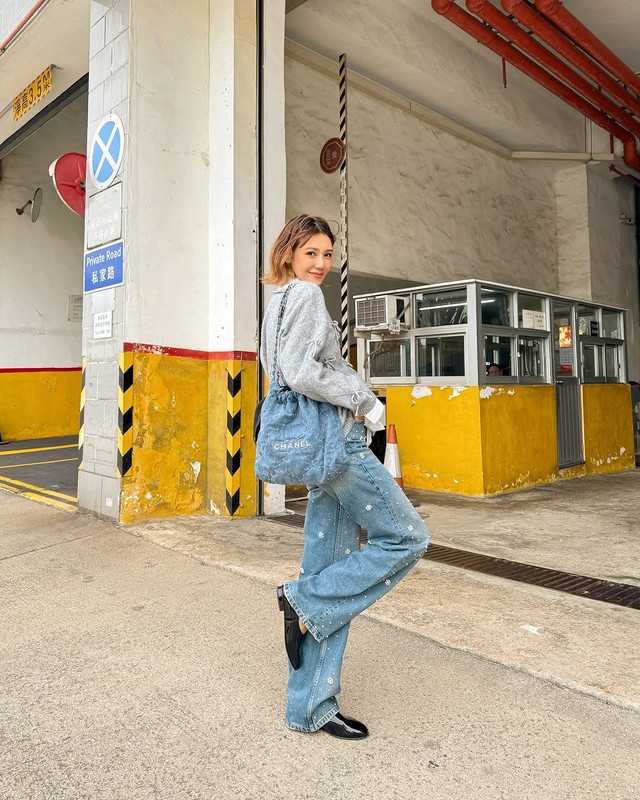 Quần jeans ống đứng là xu hướng thời trang đường phố đẹp nhất mùa này- Ảnh 6. Quần jeans ống đứng là xu hướng thời trang đường phố đẹp nhất mùa này- Ảnh 6.