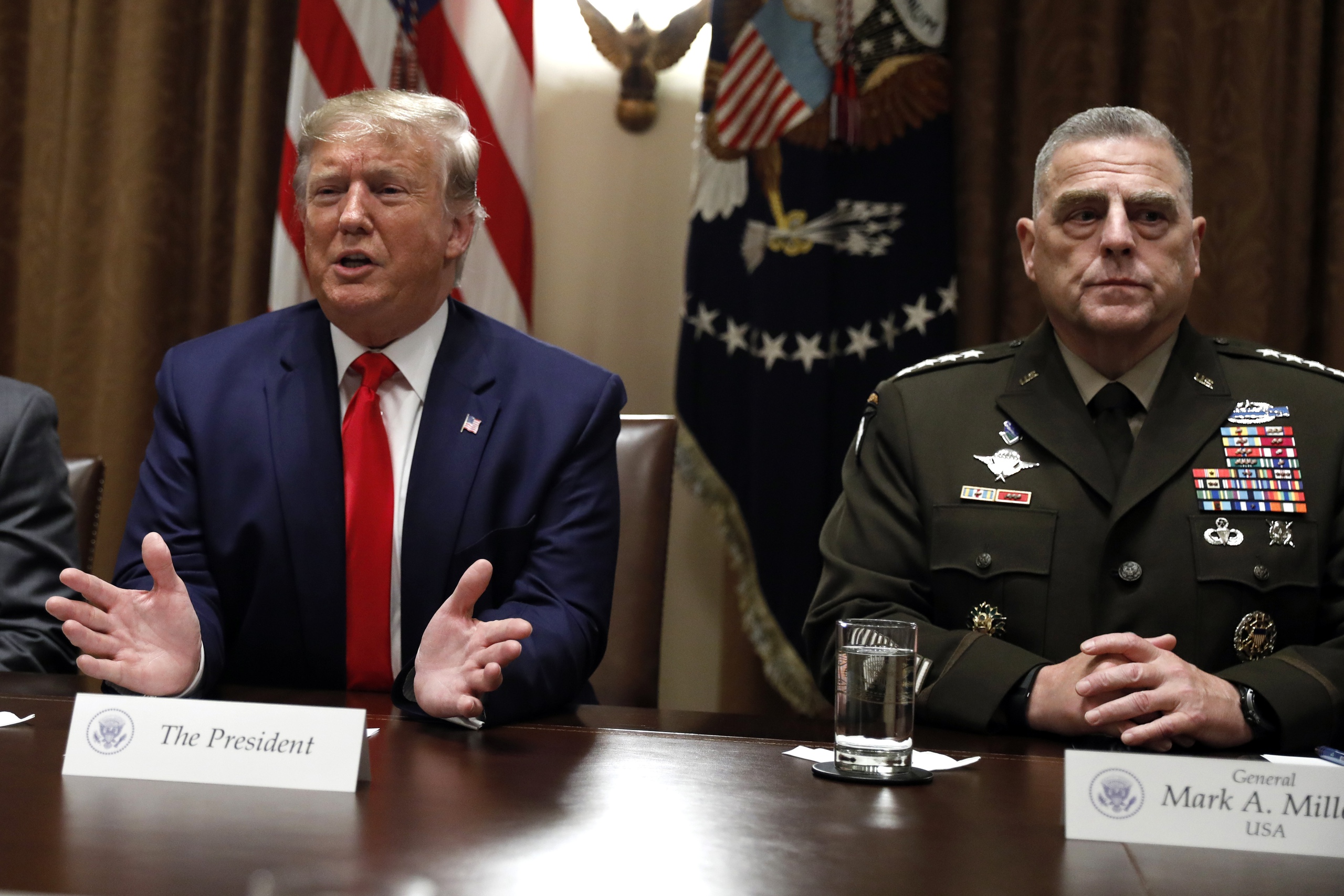 Lệnh ân xá bất ngờ của ông Biden vài giờ trước lễ nhậm chức của ông Trump- Ảnh 2. Lệnh ân xá bất ngờ của ông Biden vài giờ trước lễ nhậm chức của ông Trump- Ảnh 2.