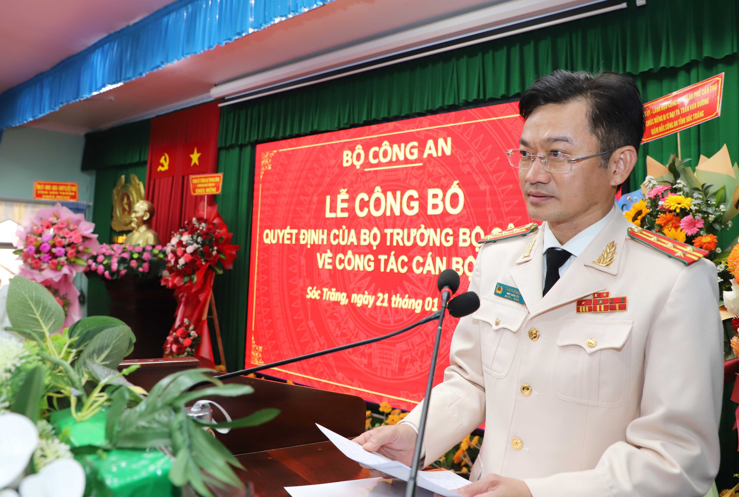 Tân giám đốc Công an tỉnh Sóc Trăng là ai?- Ảnh 2. Tân giám đốc Công an tỉnh Sóc Trăng là ai?- Ảnh 2.