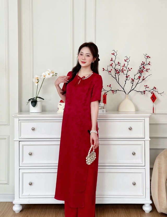 Trang phục mẹ bầu tỏa sáng với phong cách thời trang hiện đại- Ảnh 7. Trang phục mẹ bầu tỏa sáng với phong cách thời trang hiện đại- Ảnh 7.