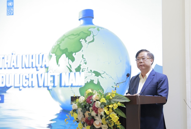 Giảm thiểu rác thải nhựa trong du lịch để phát triển bền vững - Ảnh 2. Giảm thiểu rác thải nhựa trong du lịch để phát triển bền vững - Ảnh 2.