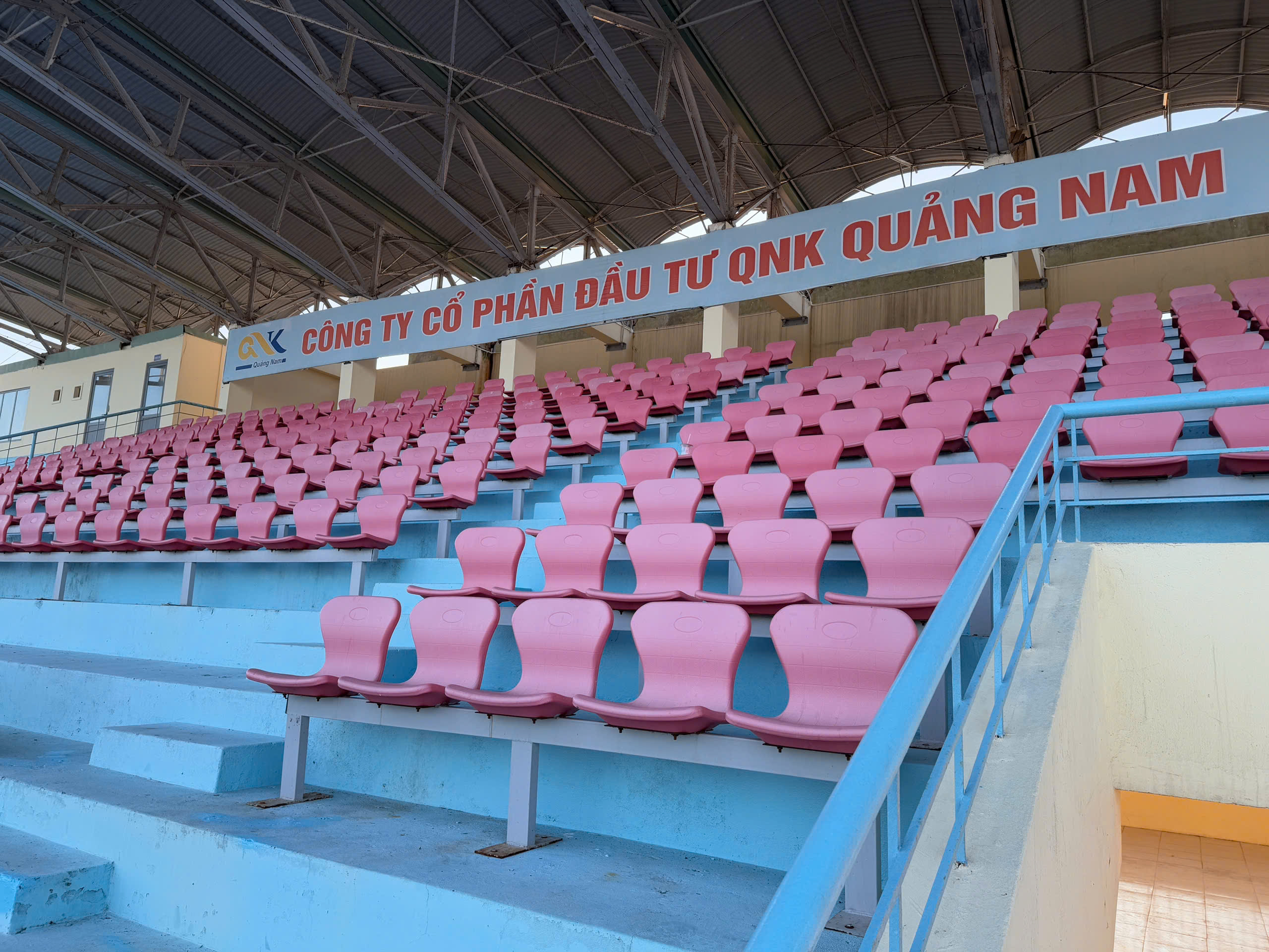 Sâm Tam Kỳ đẹp lung linh, CLB Quảng Nam hân hoan 'về nhà' xuân Ất Tỵ- Ảnh 11. Sâm Tam Kỳ đẹp lung linh, CLB Quảng Nam hân hoan 'về nhà' xuân Ất Tỵ- Ảnh 11.
