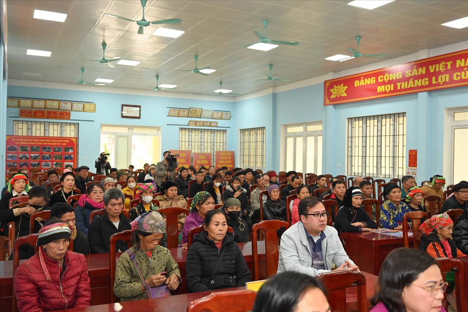 Toàn cảnh buổi gặp mặt, chúc Tết tại huyện Vị Xuyên, tỉnh Hà Giang Toàn cảnh buổi gặp mặt, chúc Tết tại huyện Vị Xuyên, tỉnh Hà Giang
