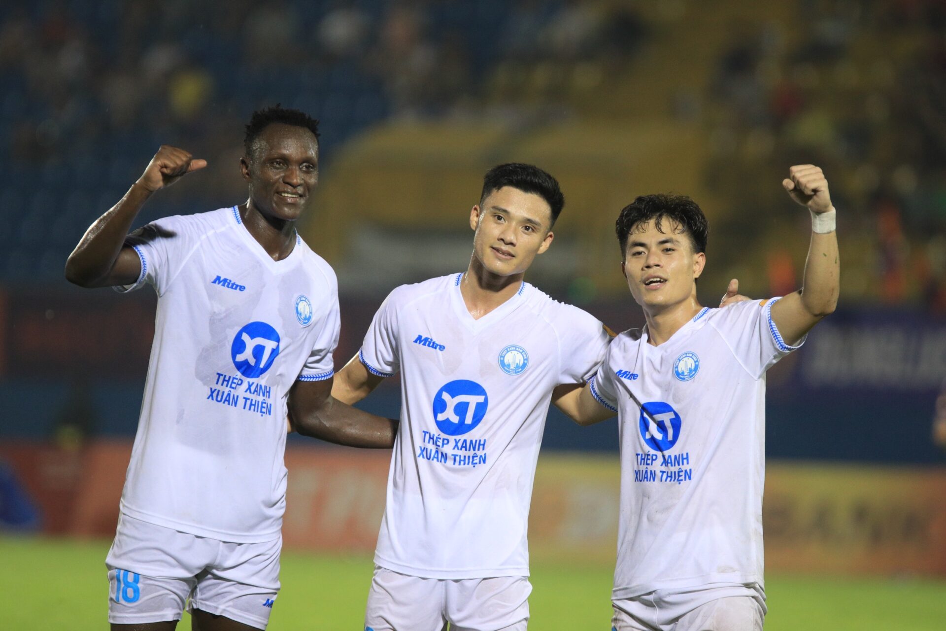 Lịch thi đấu vòng 11 V-League mới nhất: HAGL muốn tạo bất ngờ cho CLB Hà Nội- Ảnh 3. Lịch thi đấu vòng 11 V-League mới nhất: HAGL muốn tạo bất ngờ cho CLB Hà Nội- Ảnh 3.
