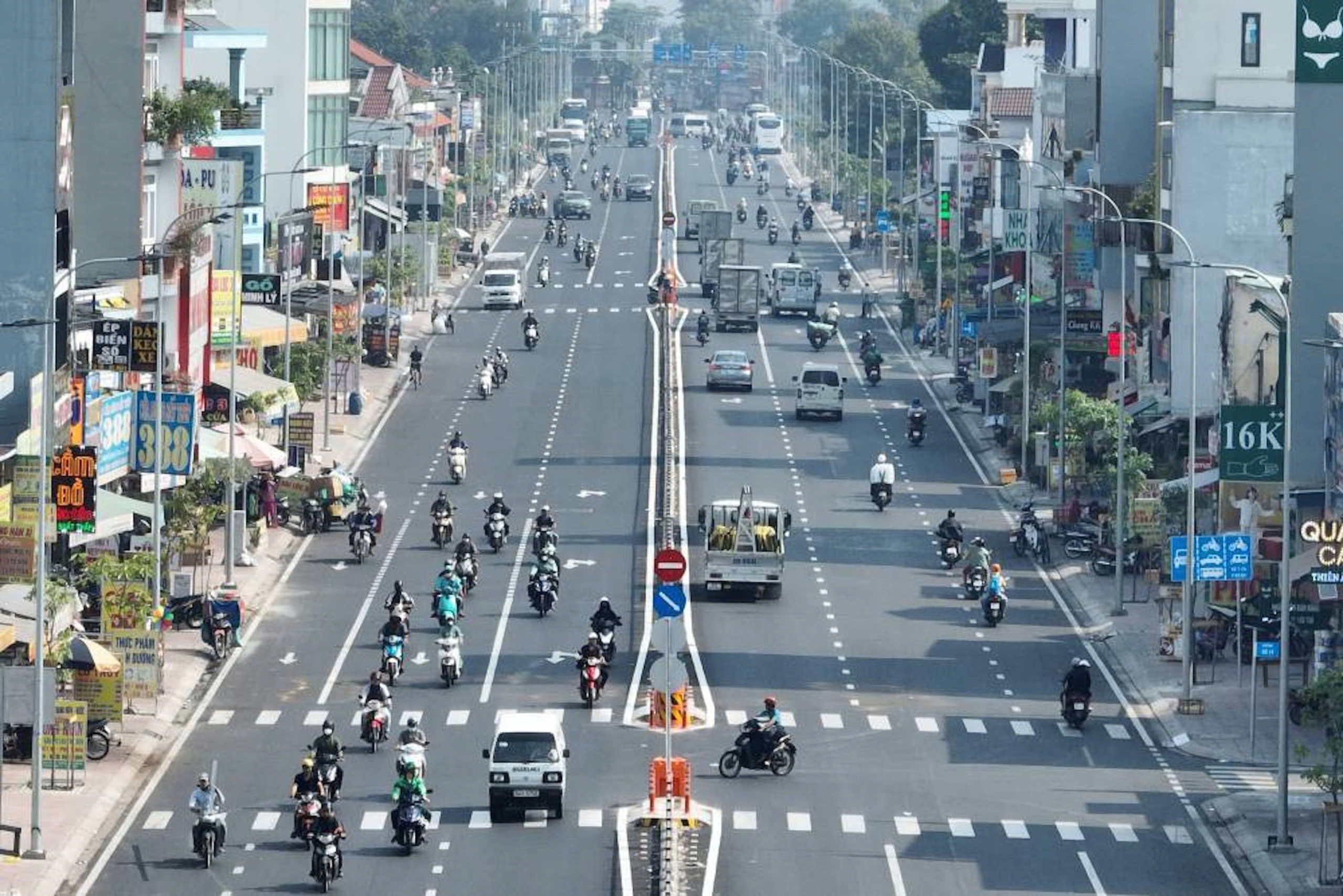 Bức tranh sáng của giao thông liên vùng (*): Những dấu ấn lớn- Ảnh 1. Bức tranh sáng của giao thông liên vùng (*): Những dấu ấn lớn- Ảnh 1.