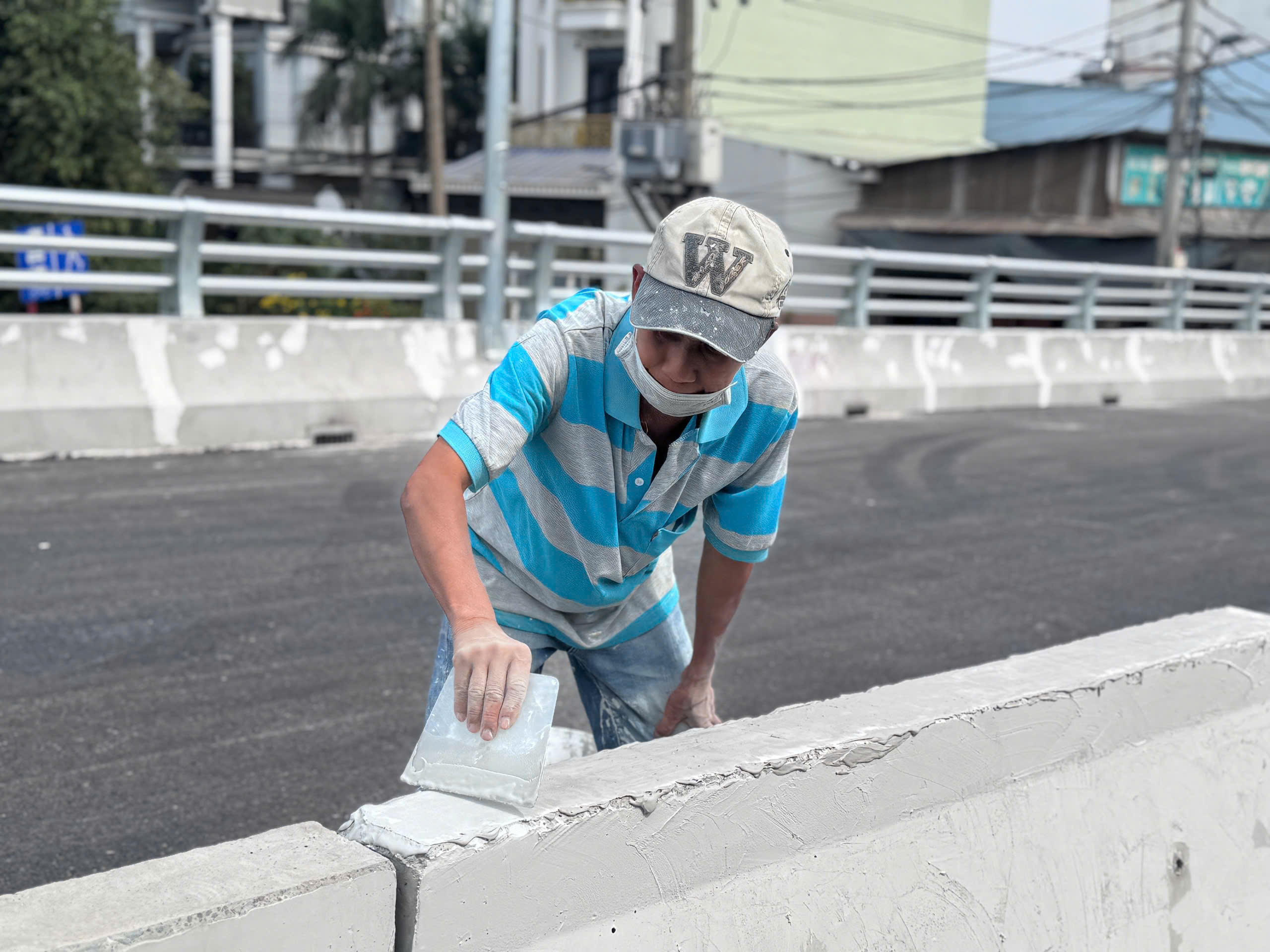 Cận cảnh hai cây cầu hóa giải ùn tắc phía tây TP.HCM sắp thông xe- Ảnh 9. Cận cảnh hai cây cầu hóa giải ùn tắc phía tây TP.HCM sắp thông xe- Ảnh 9.