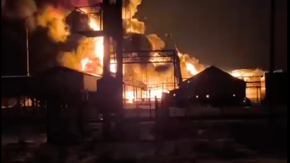 Dàn sát thủ trên không Ukraine uy hiếp huyết mạch kinh tế của Nga - 1 Dàn sát thủ trên không Ukraine uy hiếp huyết mạch kinh tế của Nga - 1