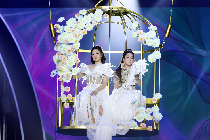 Như Quỳnh mời hơn 20 ca sĩ, đêm nhạc Người tình và quê hương kéo dài khoảng 4,5 tiếng - Ảnh 1. Như Quỳnh mời hơn 20 ca sĩ, đêm nhạc Người tình và quê hương kéo dài khoảng 4,5 tiếng - Ảnh 1.