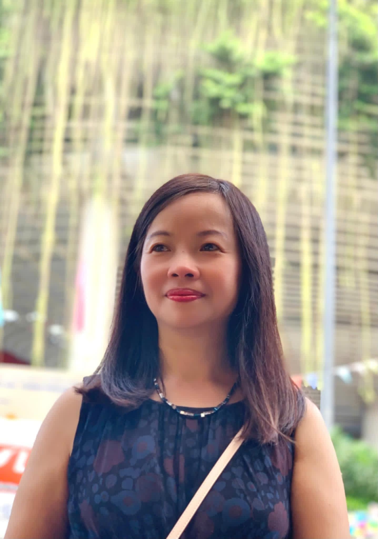 Chuyện đời, chuyện nghề: Dịch giả đưa thơ Việt ra thế giới- Ảnh 1. Chuyện đời, chuyện nghề: Dịch giả đưa thơ Việt ra thế giới- Ảnh 1.