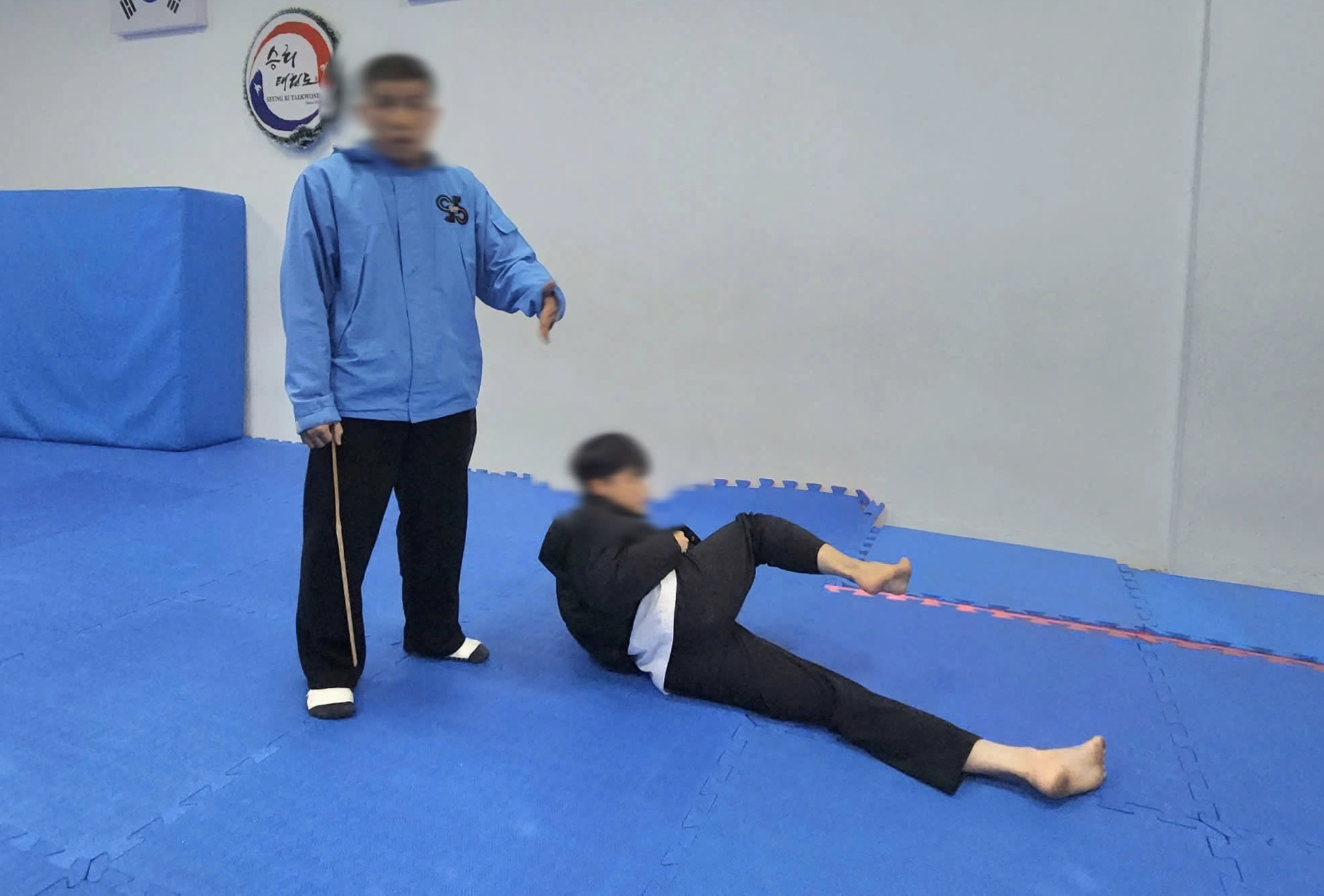 HLV taekwondo bị tố đánh VĐV: Không được thi cấp đẳng, VTF thu hồi mã CLB- Ảnh 1. HLV taekwondo bị tố đánh VĐV: Không được thi cấp đẳng, VTF thu hồi mã CLB- Ảnh 1.