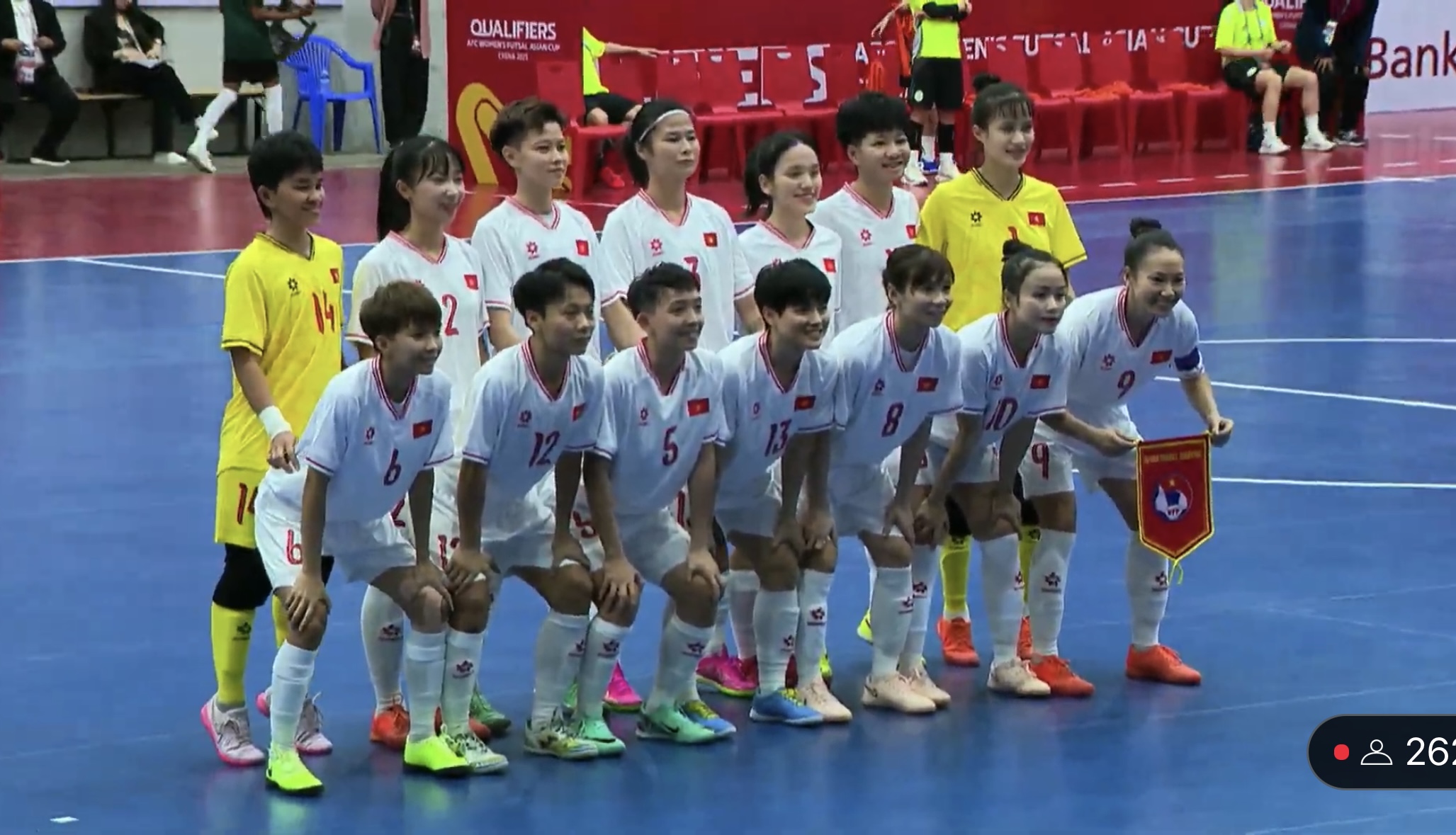 Đội tuyển futsal nữ Việt Nam thắng Macau với tỷ số đậm không tưởng: 21-0!- Ảnh 1. Đội tuyển futsal nữ Việt Nam thắng Macau với tỷ số đậm không tưởng: 21-0!- Ảnh 1.