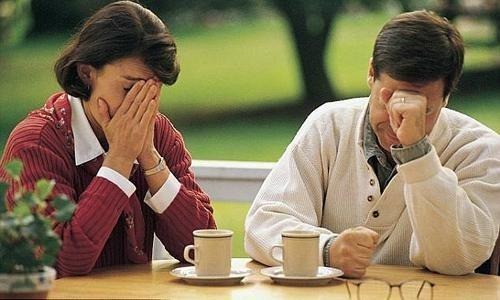 Gặp lại mối tình đầu ở buổi họp lớp, cụ ông U80 về đòi ly hôn vợ- Ảnh 1. Gặp lại mối tình đầu ở buổi họp lớp, cụ ông U80 về đòi ly hôn vợ- Ảnh 1.