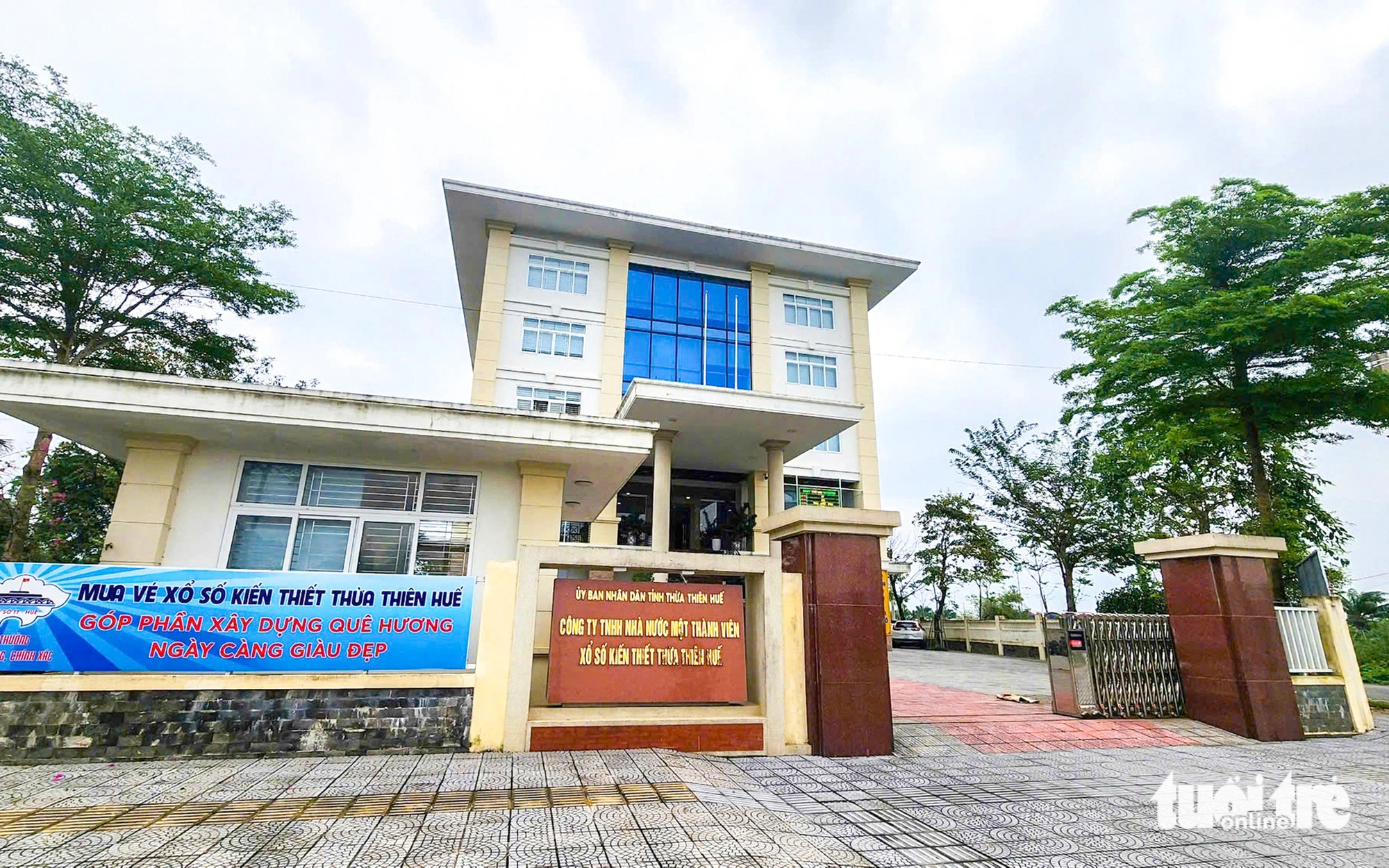 Giám đốc Công ty xổ số Huế: Chúng tôi không muốn ‘ăn thua’ với khách hàng - Ảnh 1. Giám đốc Công ty xổ số Huế: Chúng tôi không muốn ‘ăn thua’ với khách hàng - Ảnh 1.