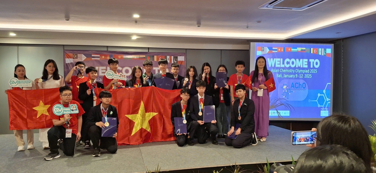học sinh việt nam giành 9 huy chương vàng, bạc tại olympic hóa học châu Á hình ảnh 1 hoc sinh viet nam gianh 9 huy chuong vang, bac tai olympic hoa hoc chau A hinh anh 1