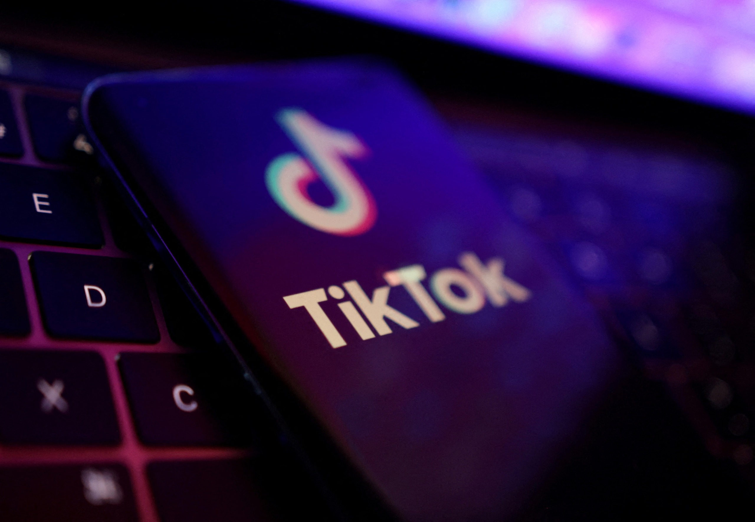 Meta 'tung chiêu' thưởng tiền mặt để lôi kéo TikToker- Ảnh 1. Meta 'tung chiêu' thưởng tiền mặt để lôi kéo TikToker- Ảnh 1.