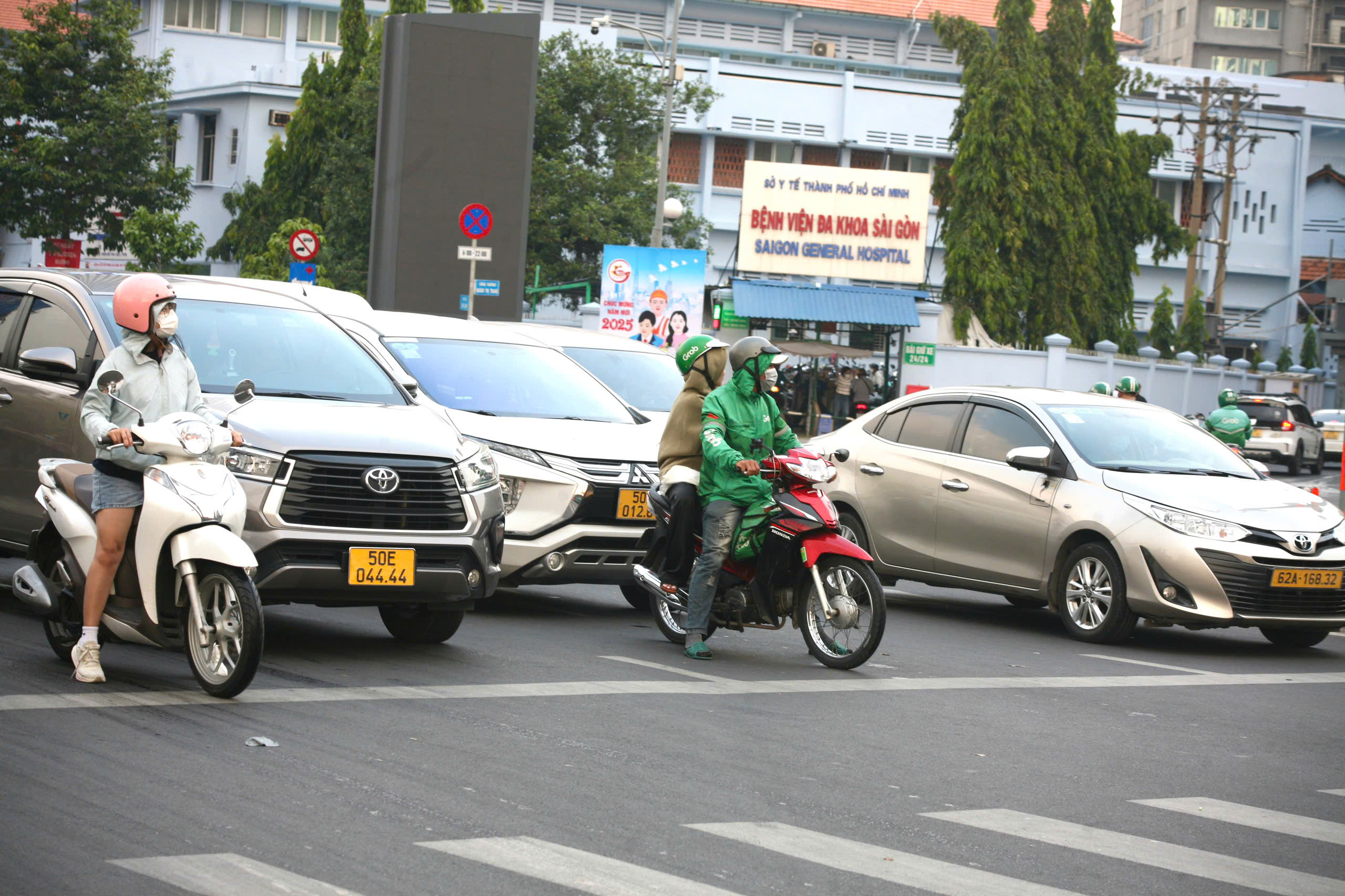 Thời tiết TP HCM hôm nay, 16-1: Nhiều thay đổi, người dân cần lưu ý - Ảnh 1. Thời tiết TP HCM hôm nay, 16-1: Nhiều thay đổi, người dân cần lưu ý - Ảnh 1.