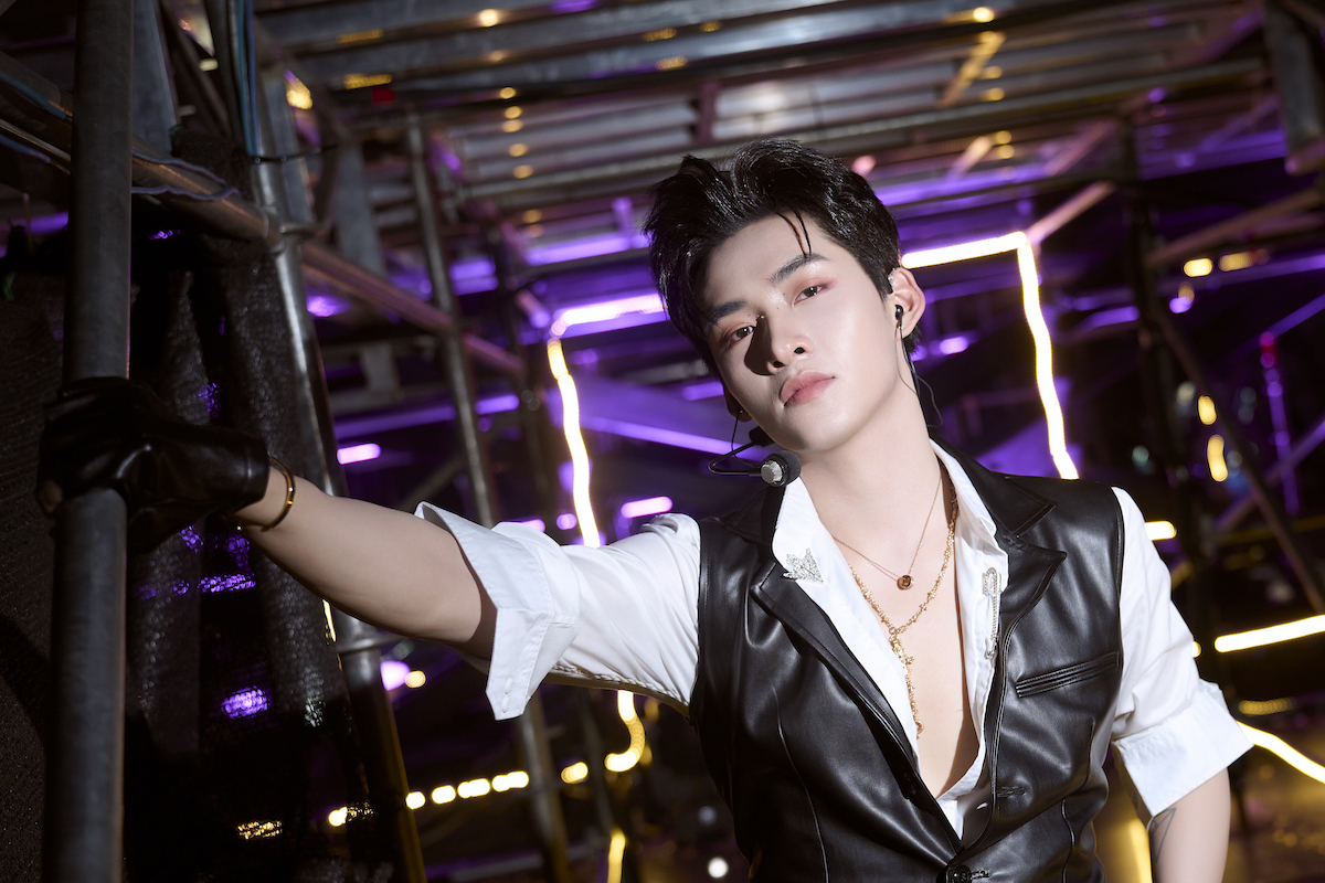 Phía Hùng Huỳnh khẳng định MV mới không đạo nhái- Ảnh 1. Phía Hùng Huỳnh khẳng định MV mới không đạo nhái- Ảnh 1.