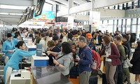 Điểm nóng sân bay Nội Bài, Tân Sơn Nhất trong cuộc ‘di dân’ lớn nhất năm