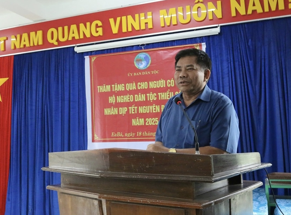 Thứ trưởng, Phó Chủ nhiệm UBDT chúc Tết đồng bào DTTS tại Sông Hinh, Phú Yên Thứ trưởng, Phó Chủ nhiệm UBDT chúc Tết đồng bào DTTS tại Sông Hinh, Phú Yên